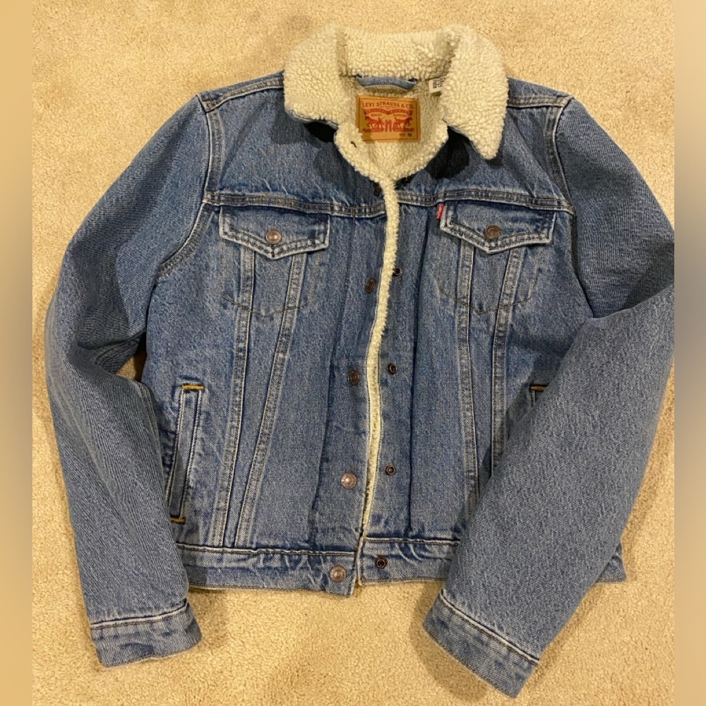 LEVI STRAUSS WOMENS SHERPA LINED DENIM JACKET
